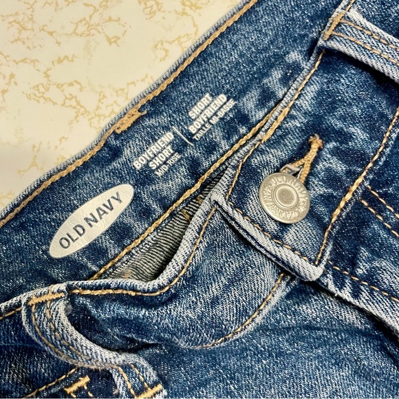 OLD NAVY Denim Boyfriend Short - Picture 1 of 3